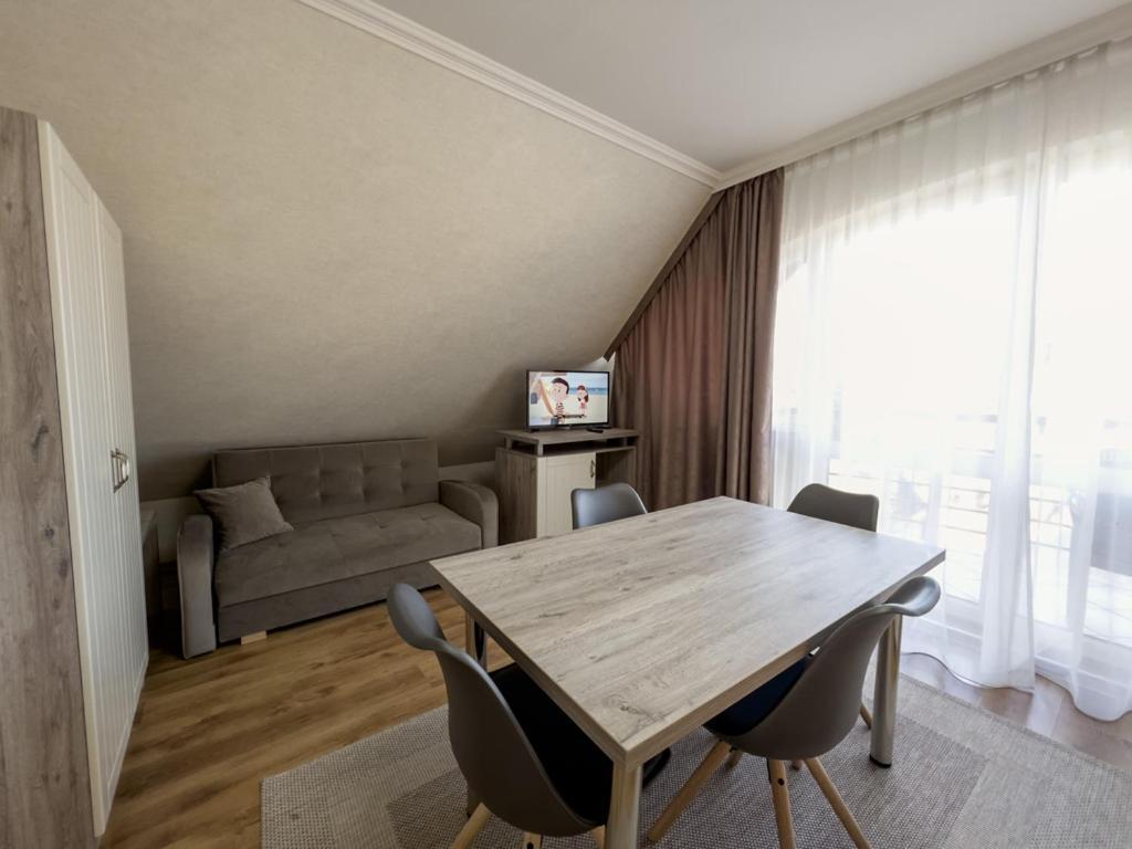Hotel Jarja Panzio Hajdúszoboszló Exterior foto